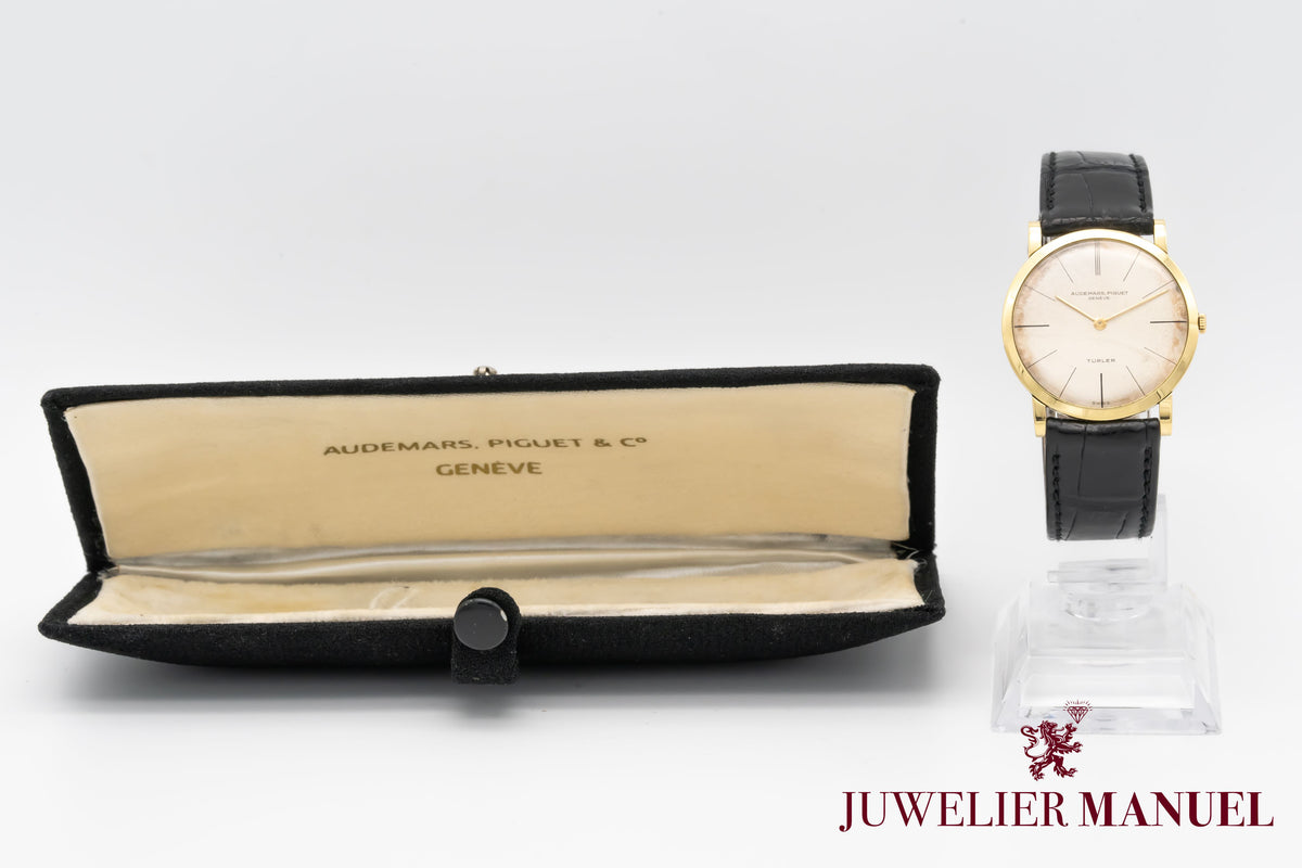Audemars Piguet Ultra Thin 18K Gold Rare Türler Dial Manual Winding 32mm