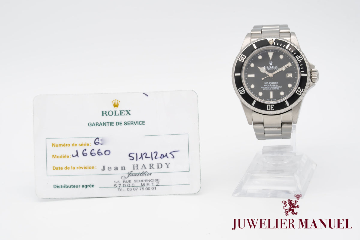 Rolex Sea-Dweller 16660 Triple Six Stahl Automatik 40mm Papers