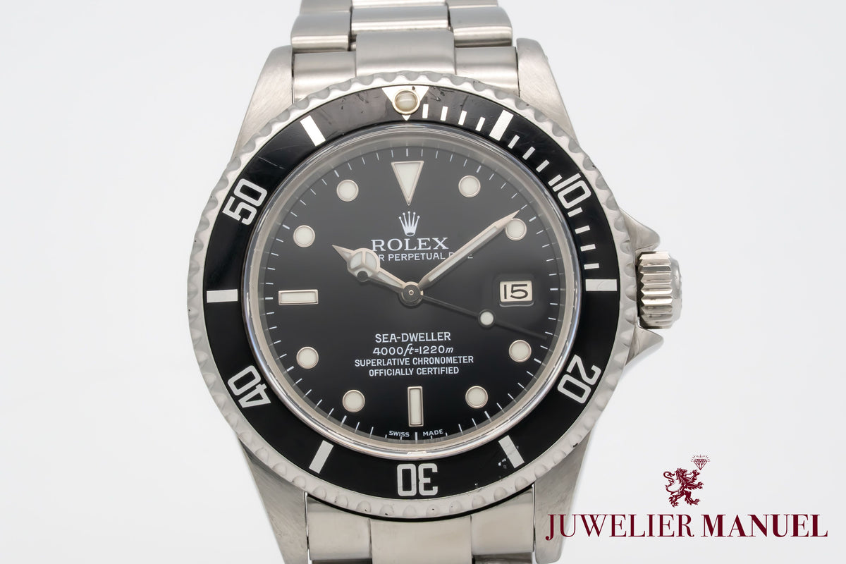 Rolex Sea-Dweller 16660 Triple Six Stahl Automatik 40mm Papers