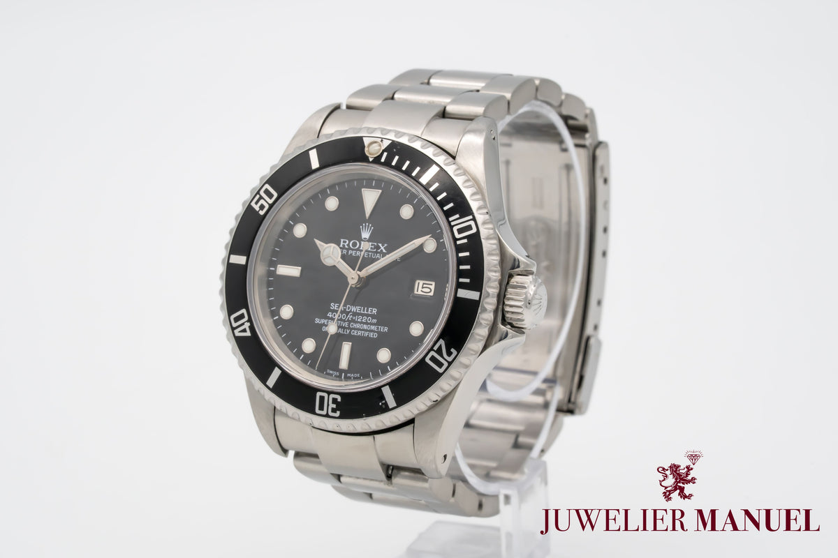 Rolex Sea-Dweller 16660 Triple Six Stahl Automatik 40mm Papers