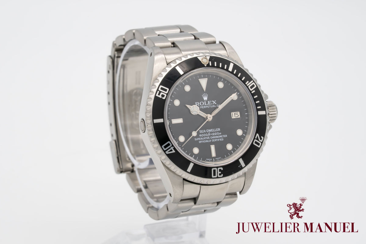 Rolex Sea-Dweller 16660 Triple Six Stahl Automatik 40mm Papers