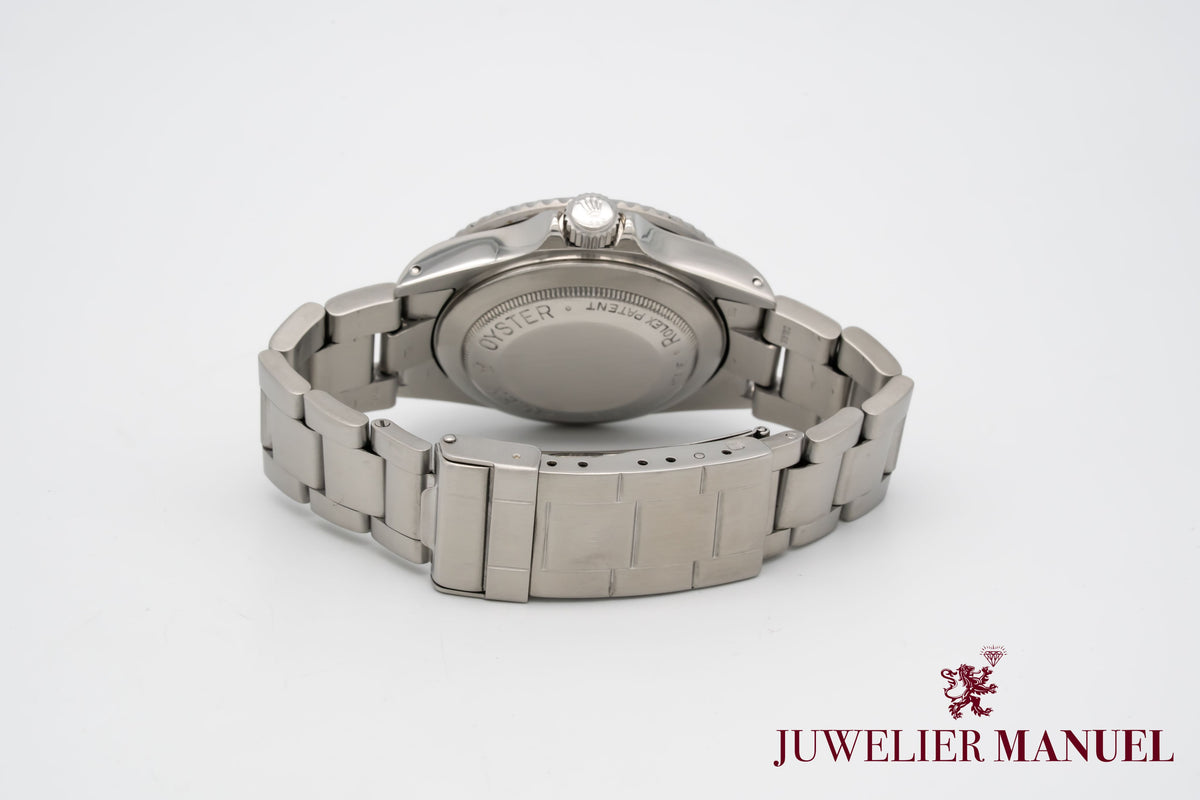 Rolex Sea-Dweller 16660 Triple Six Stahl Automatik 40mm Papers