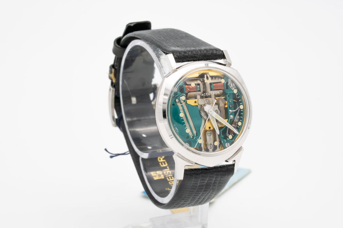 Bulova Accutron Spaceview 14K White Gold Unpolished Like NOS 33mm