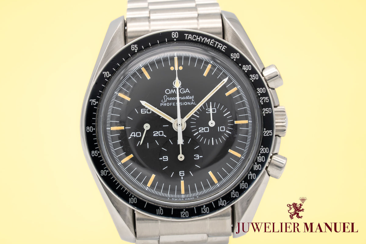 Omega Speedmaster Professional Moonwatch Rare Long S and R Stainless Steel Manual Winding 42mm