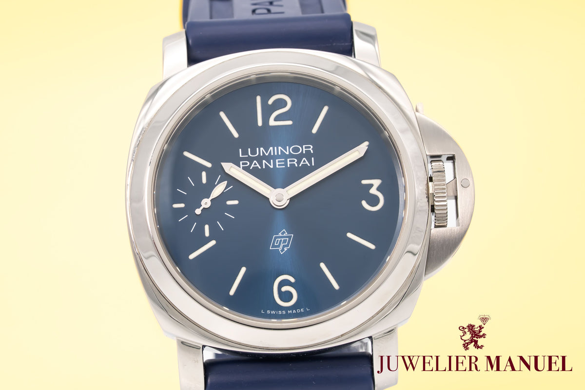 Panerai Luminor Blu Mare 44 Stainless Steel Manual Winding Papers