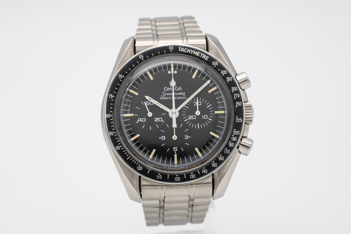 Omega Speedmaster Professional Moonwatch Rare Long S and R Stainless Steel Manual Winding 42mm