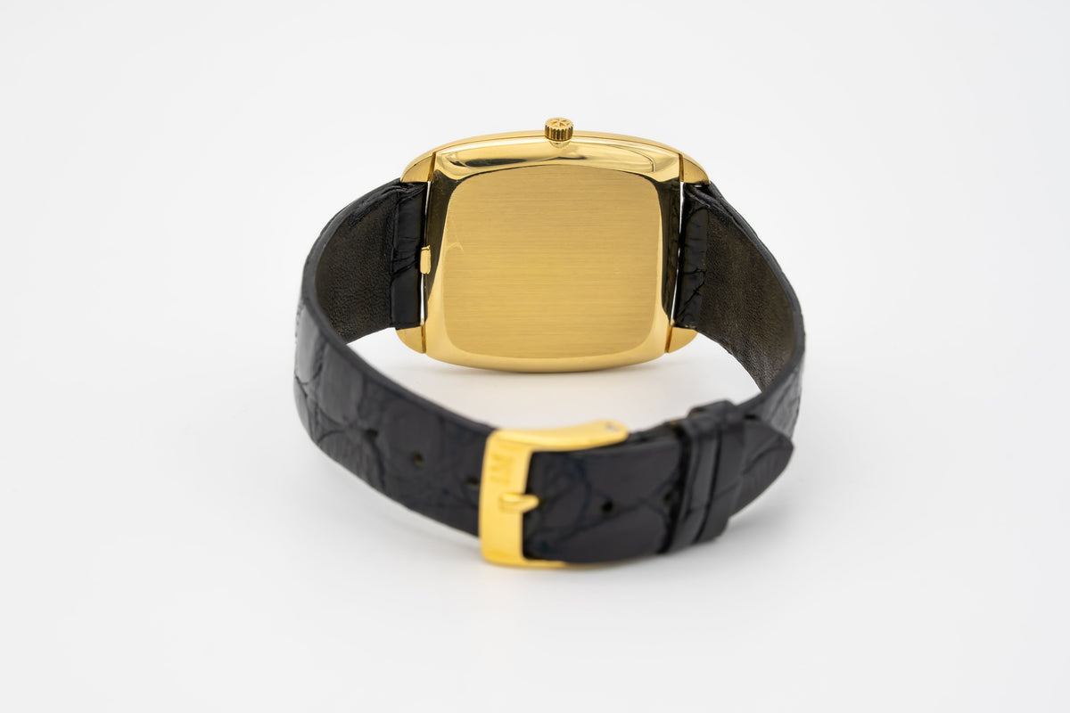 Vacheron Constantin Classic 2045 Ultra Thin 18K Gold Cushion Case Automatic Gelbgold 750