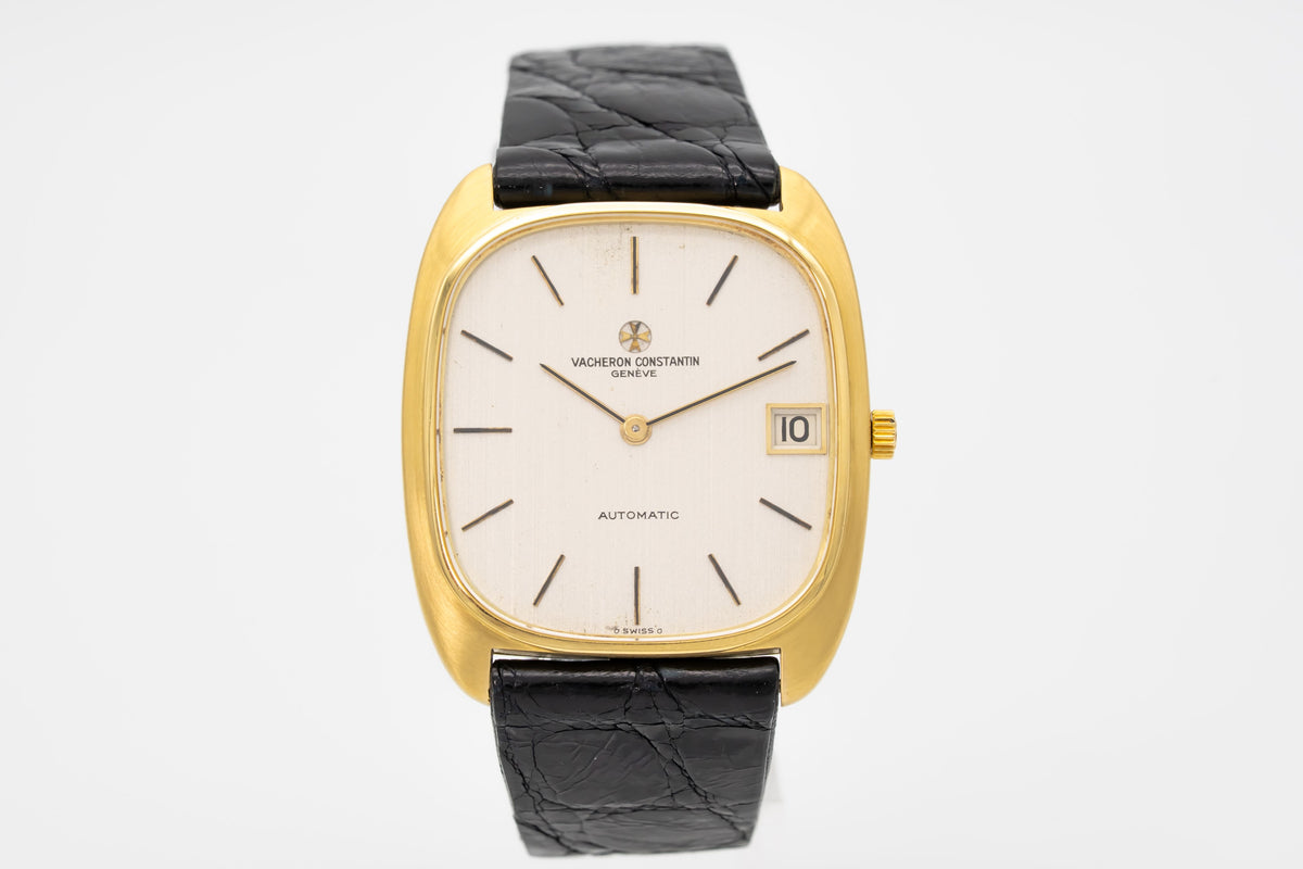 Vacheron Constantin Classic 2045 Ultra Thin 18K Gold Cushion Case Automatic Gelbgold 750