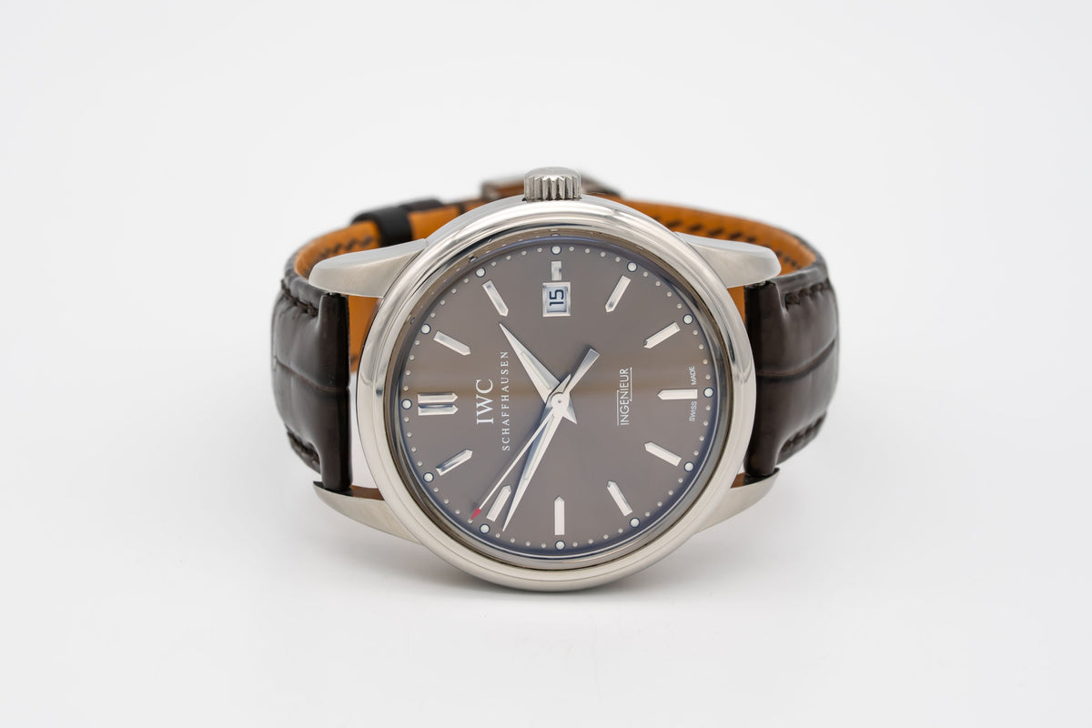 IWC Ingenieur Automatic IW323311 Limited Edition Stainless Steel Automatic 42.5mm