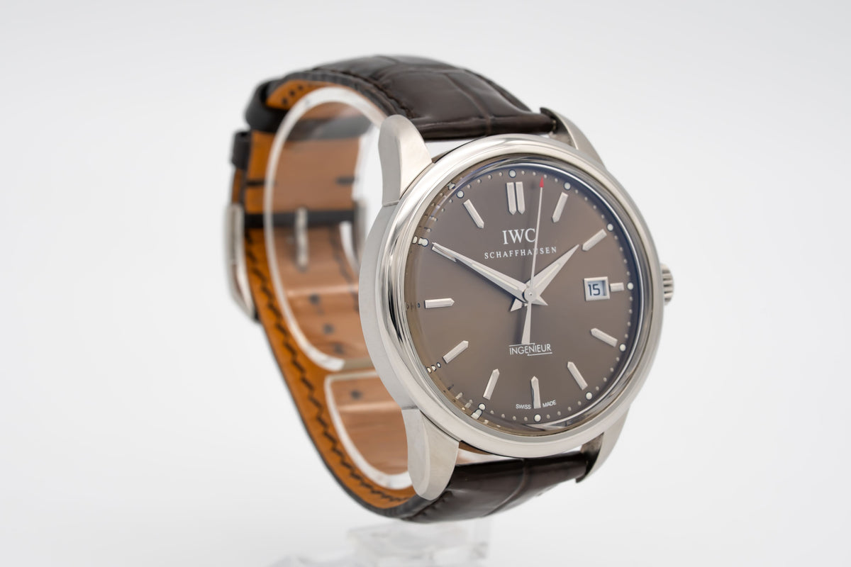 IWC Ingenieur Automatic IW323311 Limited Edition Stainless Steel Automatic 42.5mm