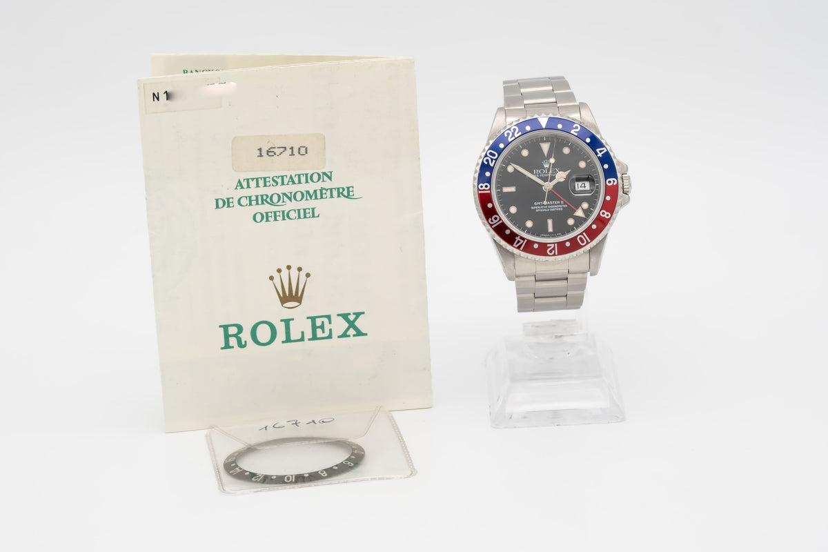 Rolex GMT-Master II 16710 Pepsi Stahl Automatik 40mm Papers