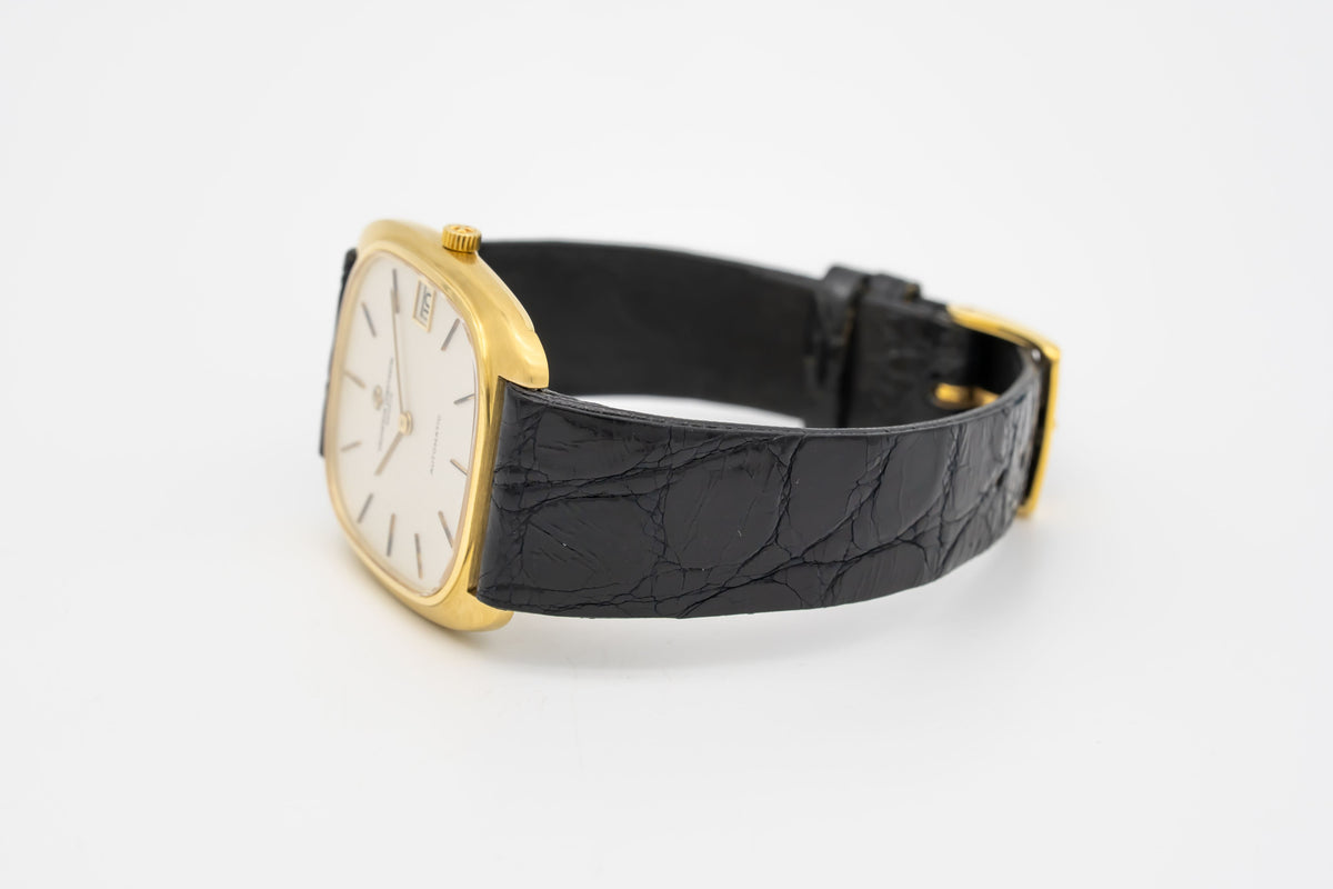 Vacheron Constantin Classic 2045 Ultra Thin 18K Gold Cushion Case Automatic Gelbgold 750