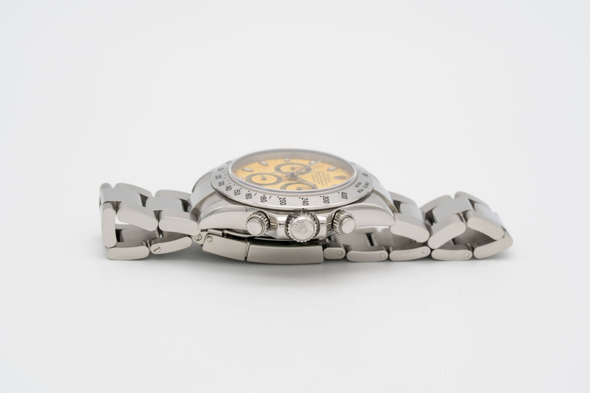 Rolex Daytona 116520 Rare NOS Lemon Dial Rolex Service Automatik 40mm